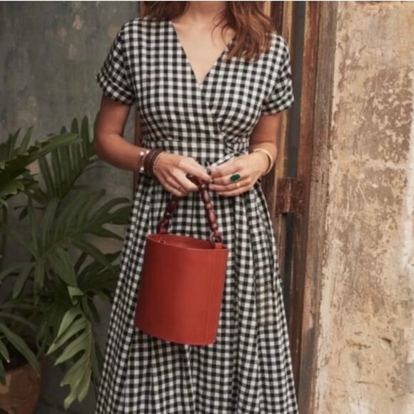 Sezane Dresses & Skirts - Sézane Marielle B/W Gingham Wrap Dress